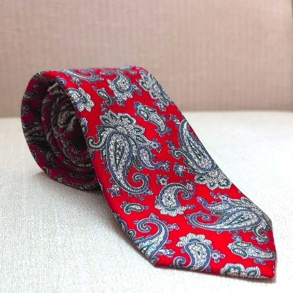 Liberty Of London 100% Silk Red Paisley Men's Tie